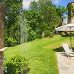 Villa Ai Due Cuori 4, Emma