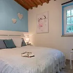 Ai Due Cuori 4, Emma *